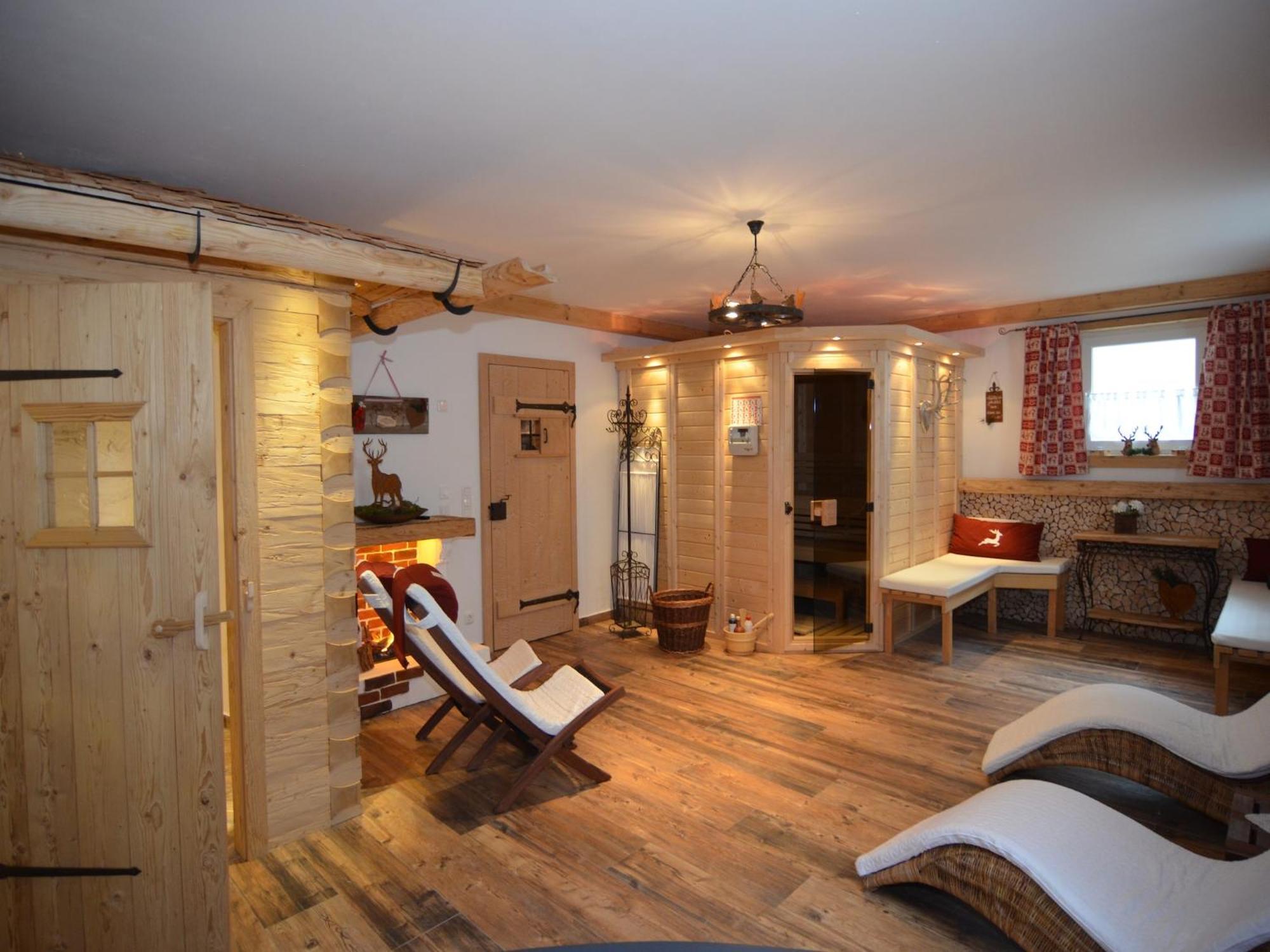 Alluring Holiday Home In Ubersee With Whirlpool Übersee Exterior foto