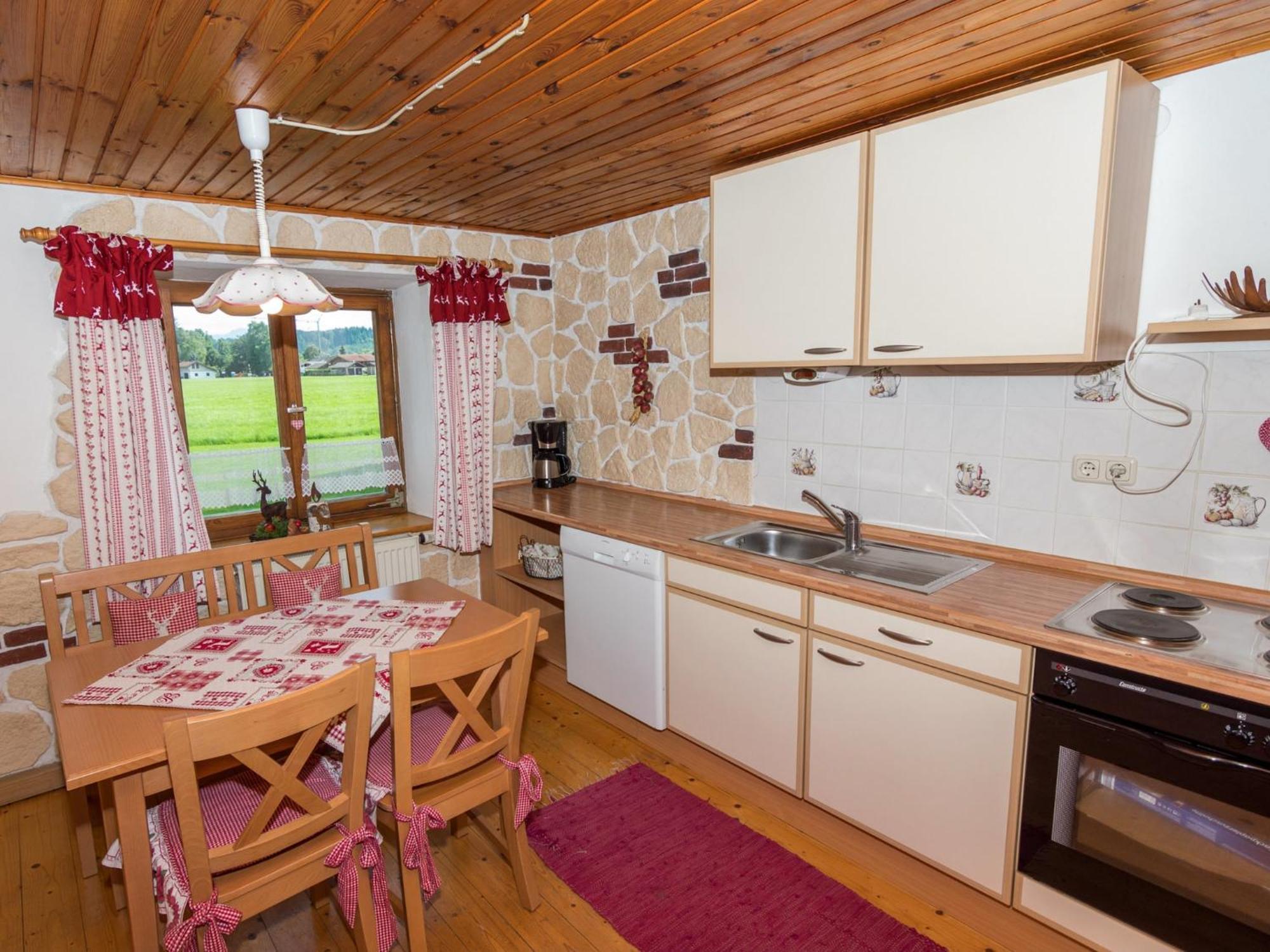 Alluring Holiday Home In Ubersee With Whirlpool Übersee Exterior foto